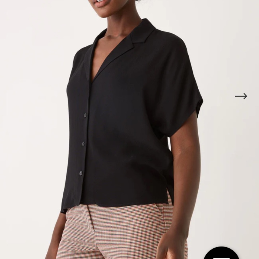 Frank & Oak Black Short-Sleeve Button Front Blouse